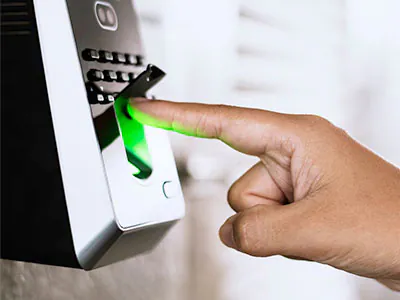 controle de fechadura por biometria